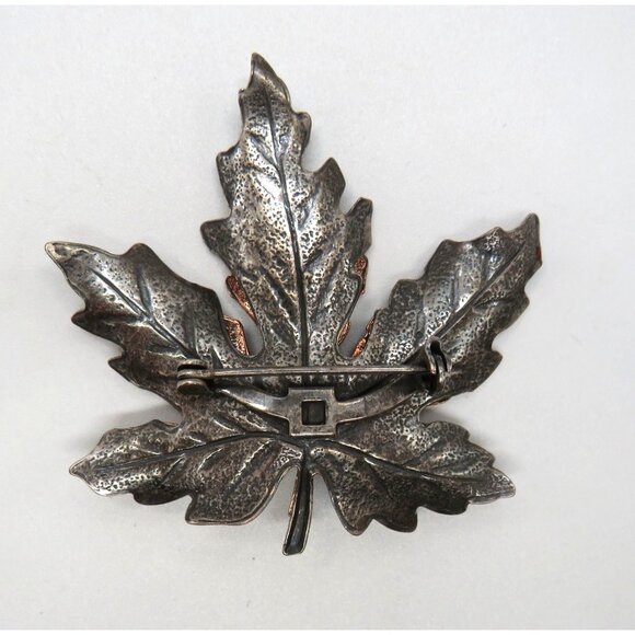 Maple Leaf Brooch 2" Pin Imitation Hematite Center Copper Silver Tone Metals - Picture 10 of 12